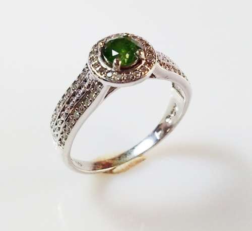 **IN STOCK!!**IGL CERTIFICATE FOR DIAMOND** Green Diamond .73ct engagement ring