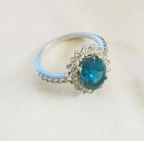 ***IN STOCK!!*** LOVELY REAL TOPAZ SOLID STERLING SILVER RING