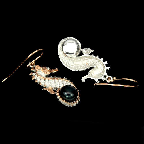 **IN STOCK!!**REAL GEMSTONES!!** BLACK TAHITAN COLOR PEARL 2-TONE STERLING 925 SILVER SEAHORSE EARRI