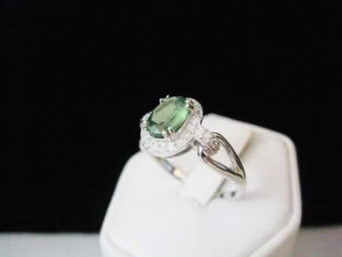 **IN STOCK!!** REAL STONES!!** 10K WHITE GOLD OVAL PERIDOT & DIAMOND RING AUGUST BIRTHSTONE .25 CTTW