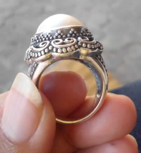 ***IN STOCK!!*** 925 Sterling Silver Balinese Handcrafted Ring White Mabe Pearl Size 8