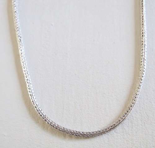 **IN STOCK!!**BEAUTIFUL AND HEAVY SOLID STERLING SILVER 925 FROM BALI NECKLACE