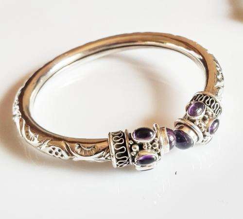 ***IN STOCK***925 STERLING SILVER AMETHYST BANGLE HANDMADE IN MUSCAT, OMAN. HEAVY 25.1 GRAM SILVER