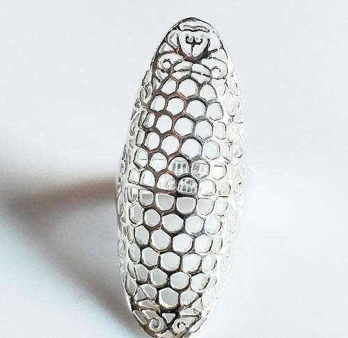 ***IN STOCK*** 6GRAM SOLID 925 STERLING SILVER RING HANDMADE IN MUSCAT, OMAN.