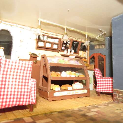 PARIS COFFEESHOP WITH ROOM ABOVE Crafty DOLLHOUSE - beautiful small dollhouse