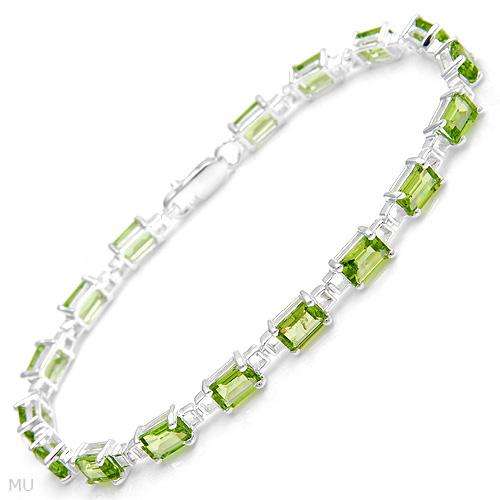 ***R9 860*** 9.35ctw Genuine Peridots Well Made in 925 Sterling silver