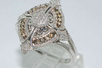 ***R14 200*** .35CT ROUND CUT COGNAC & WHITE DIAMOND RING AMAZING
