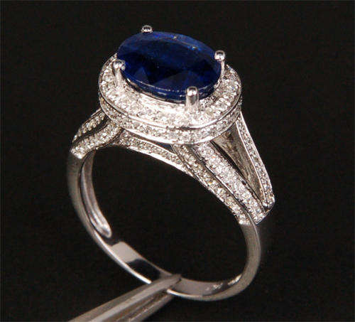 ***R44 900*** Sapphire & Pave Diamond Gold Ring