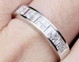 ***R38 690*** 1.35ct Diamond 14k White Gold Wedding Band Ring