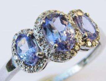 ***R26 000*** 9CT WHITE GOLD TANZANITE & DIAMOND DECO RING 6