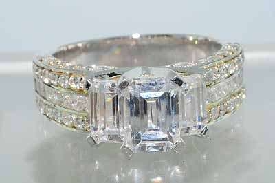 ***R1 800*** 925 STERLING SILVER 4.12CT PRINCESS/EMERALD/ROUND CUT CUBIC ZIRCONIUM RING