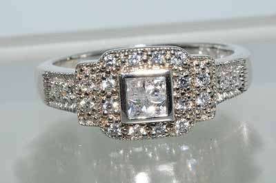 .56CT PRINCESS & ROUND CUT CUBIC ZIRCONIUM RING