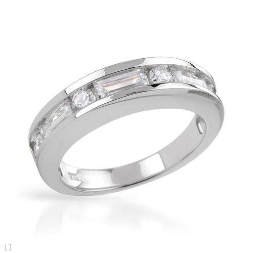 ***R2 200*** 2.35ctw Cubic zirconia Crafted in 925 Sterling silver - size 7