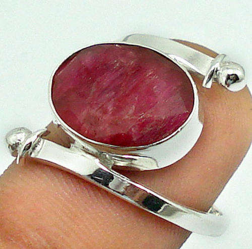 ***R1 900*** MAGICAL RUBY 925 STERLING SILVER RING