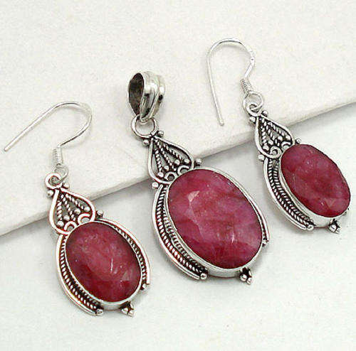 ***R3 400*** SWEET RUBY 925 STERLING SILVER PENDANT EARRINGS