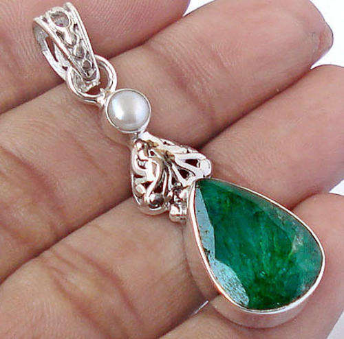 **R2 100** SLEEK EMERALD PEARL 925 STERLING SILVER PENDANT