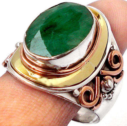 ***R2 400*** VICTORIAN EMERALD 925 STERLING SILVER RING