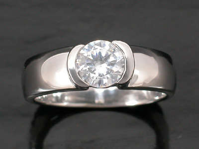 ***MONEY- BACK GUARANTEE*** White Topaz sterling silver ring Size 6.5
