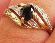 ***MONEY- BACK GUARANTEE*** A FINE 9CT YELLOW GOLD SAPPHIRE & DIAMOND LADIES RING SIZE K