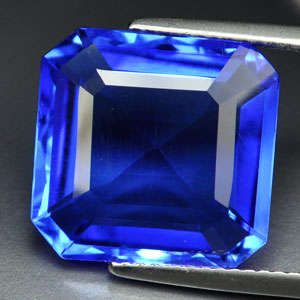 9.70ct.AWESOME BLUE TANZANITE QUARTZ SQUARE GEM