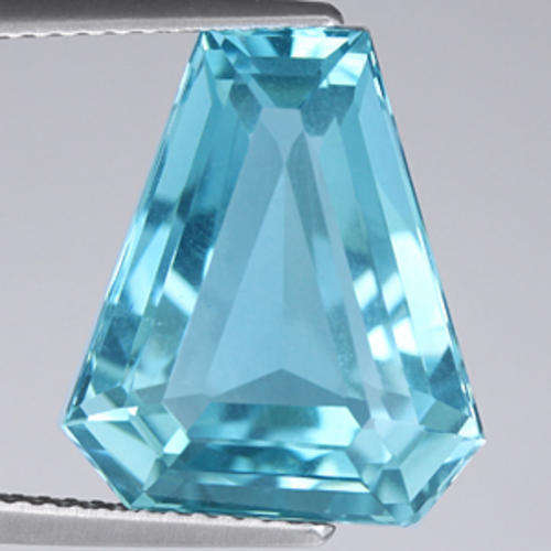 9.08ct. FABULOUS AAA AQUAMARINE BLUE FANCY CUT QUARTZ