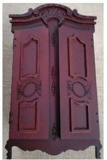 Barbie Scaled Cupboard