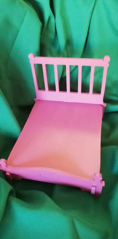 Barbie Scaled Bed