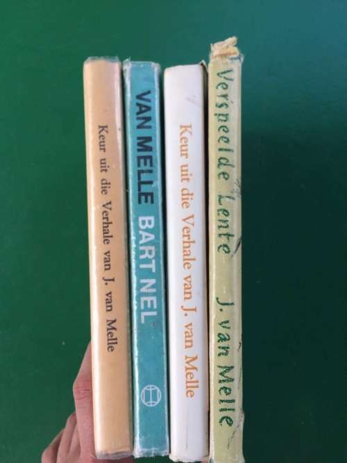 !!Van Melle Africana Book lot bid per book!!