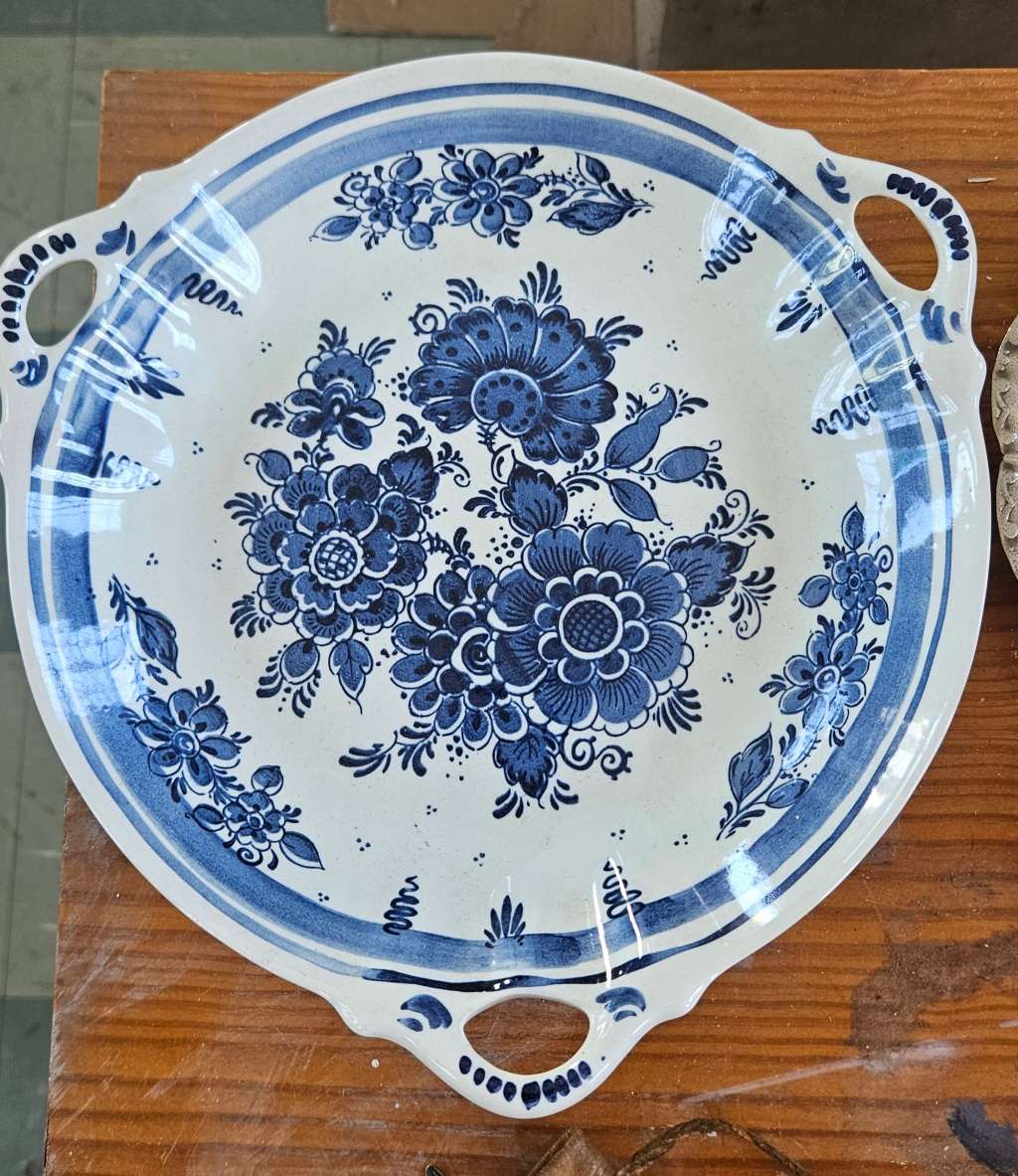 Beautiful Delft Blue bowl