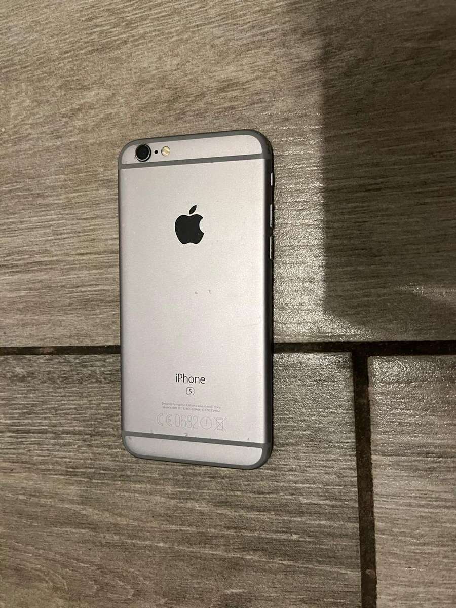 iPhone 6s - Please read description before purchasing