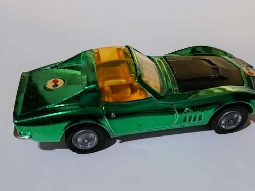 Corgi Toys Corvette Sting Ray Coupe Golden Jacks