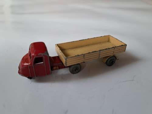 Matchbox Moko Lesney 3 Wheel Truck