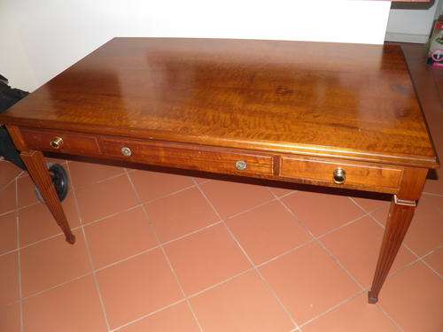 Solid Wood Writing Desk (Mahogony)