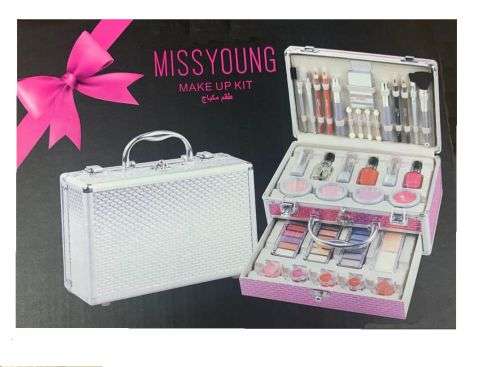 Make up Kit in Aluminium case with drawer