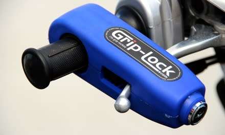 Motorcycle Handle Grip Lock - Secure your ride - 2 Keys