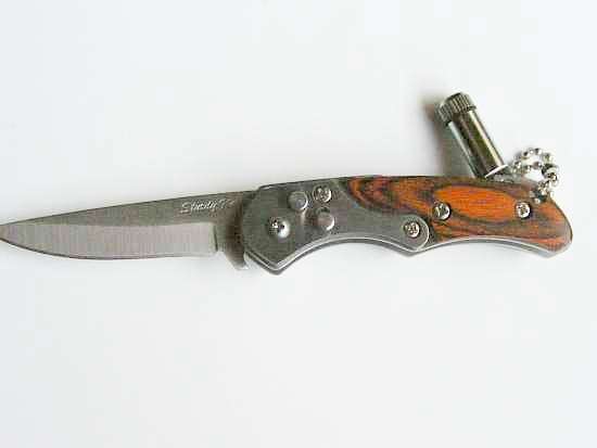SMALL POCKET  KNIFE WITH BRIGHT LED LIGHT