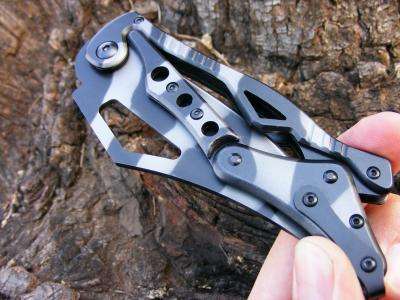 USA SABER SR2007 POCKET  KNIFE - NEW FOLDABLE DESIGN - BIG