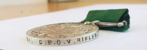 ANGLO-BOER AND WW 1 MEDALS