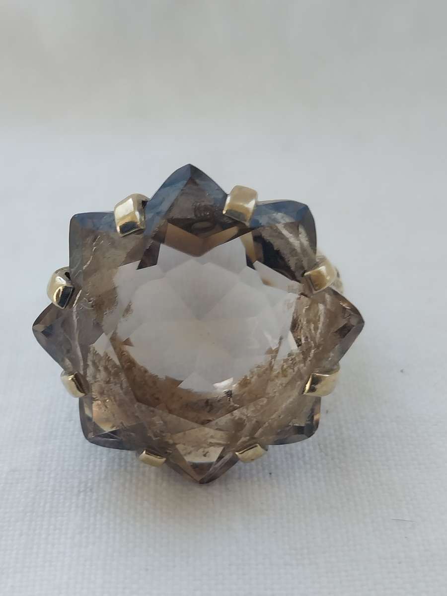 Vintage 9 CT Gold and Smokey Topaz Dress Ring