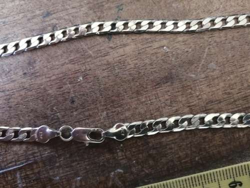 9CT GOLD MEN`S CHAIN