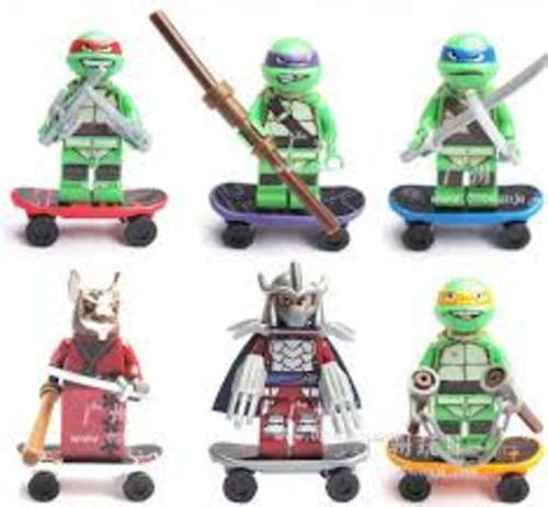 Superhero building blocls compatiable with lego