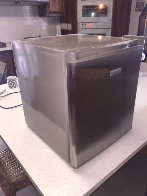 Hisense 60 Litre Bar Refridgerator