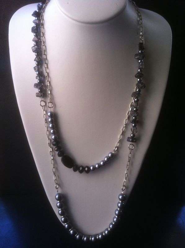 ****LOVELY BLACK AND GREY NECKLACE****