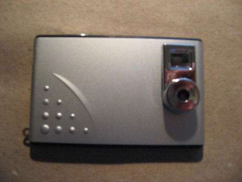 DIGITAL CAMERA (3 IN 1) -  CREDIT CARD SIZE  -  NEW!