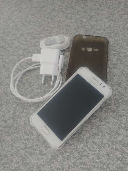 Samsung Galaxy J1 Ace Neo