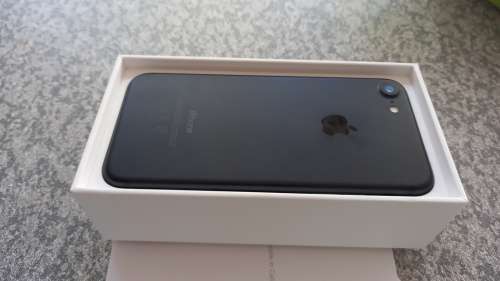 Apple iPhone 7