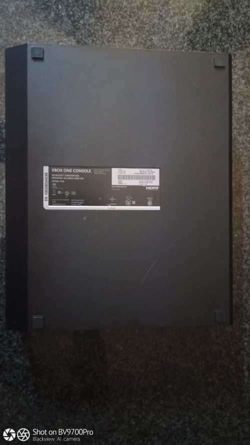 Xbox One Console - Model 1540, Excellent condition, includes 5 games and 2 controllers