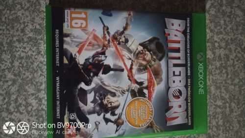 Xbox One Console - Model 1540, Excellent condition, includes 5 games and 2 controllers