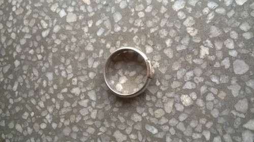 9 ct White Gold - Small Ring