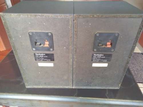 Technics Bookshelves & Centre Speaker